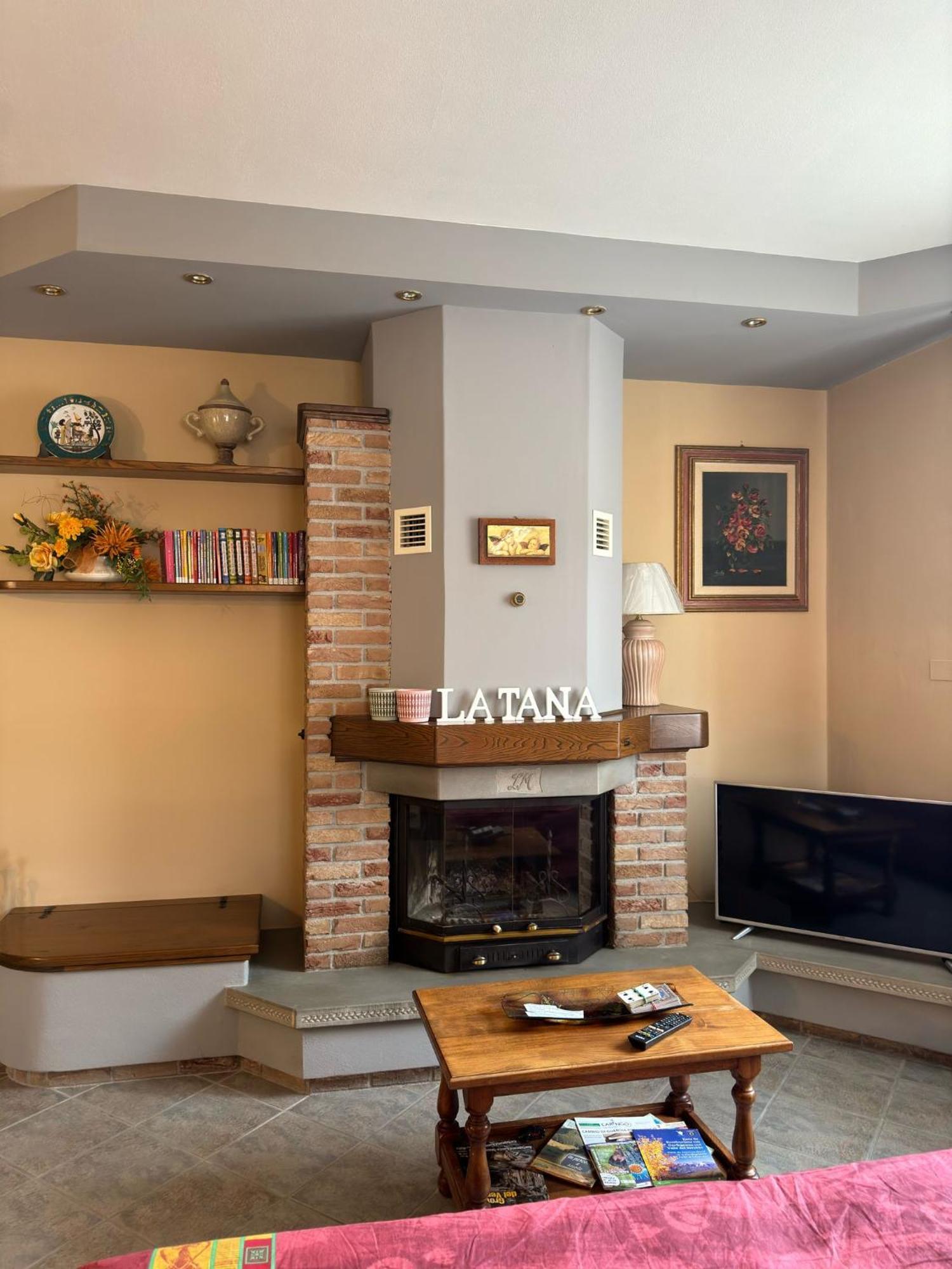 Appartamento Gallicano - La Tana Экстерьер фото